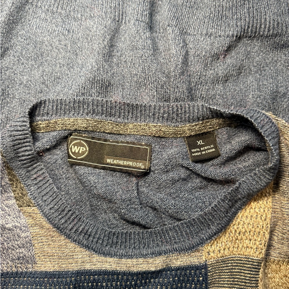 Vintage Patchwork Sweater - image 5